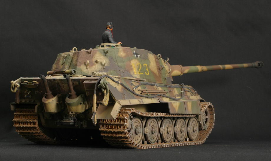 How to detail up this Tiger II? 